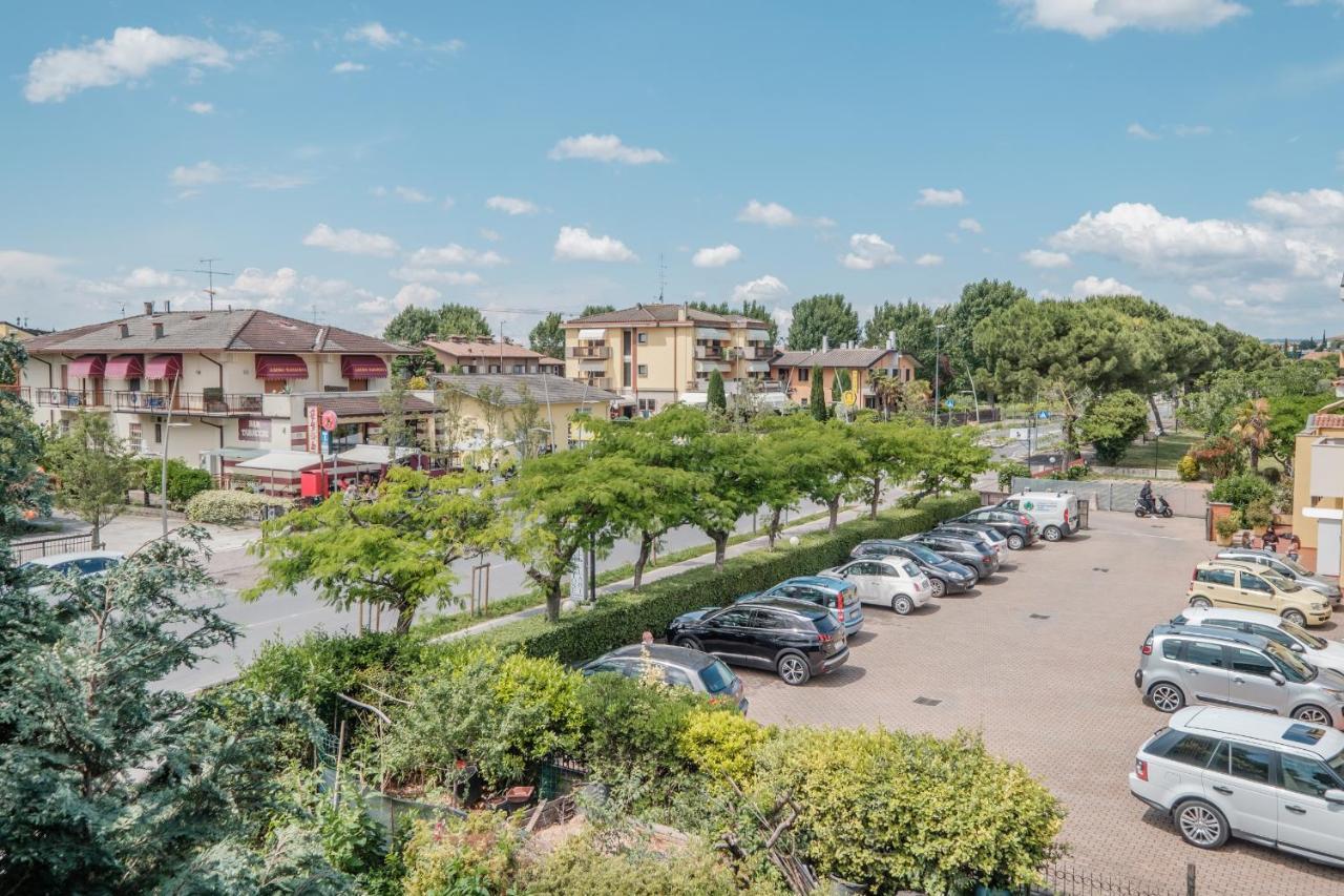 Casa Lugana 15 - Monolocale Con Piscina Fronte Lago Sirmione Extérieur photo