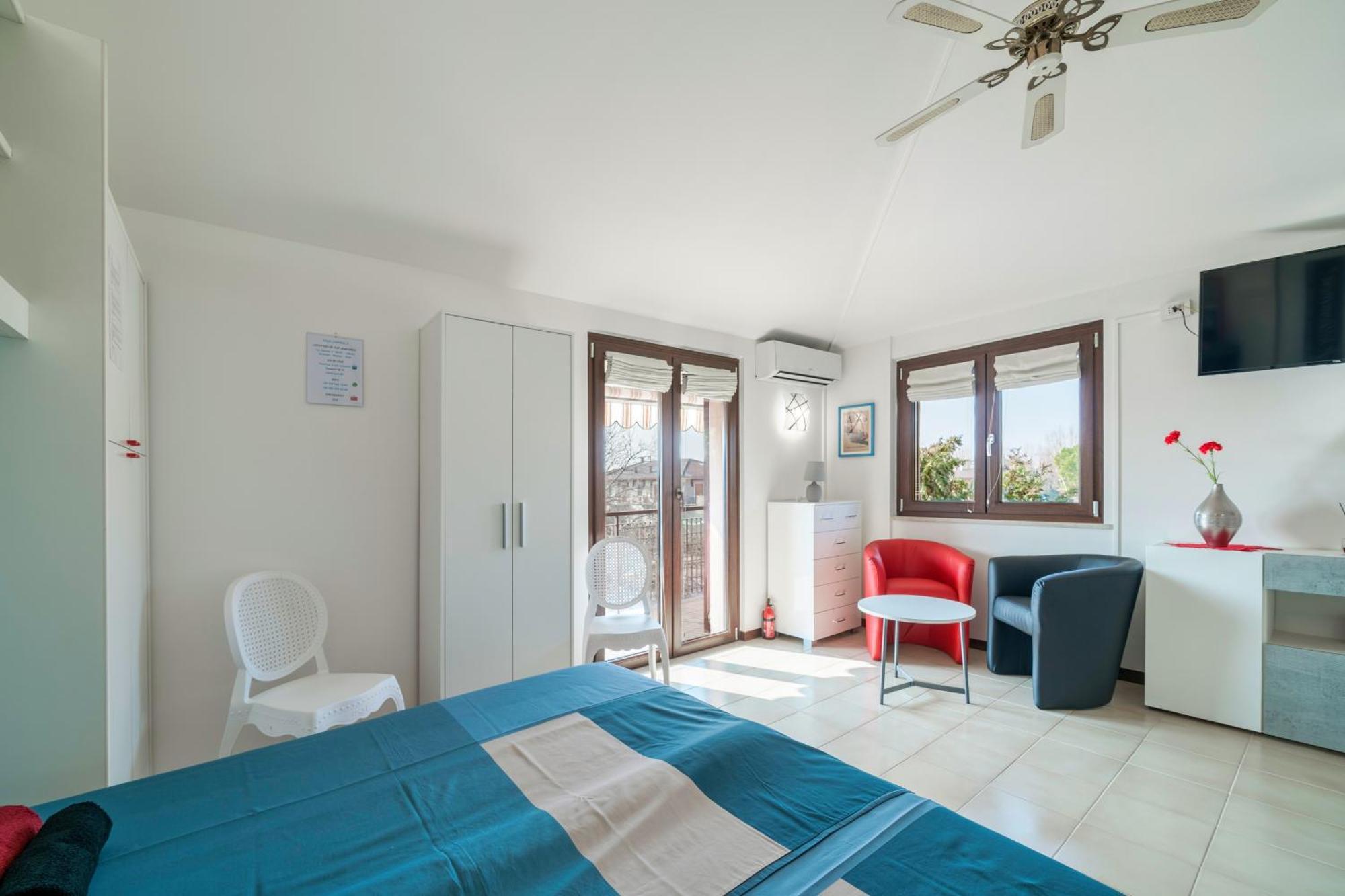 Casa Lugana 15 - Monolocale Con Piscina Fronte Lago Sirmione Extérieur photo